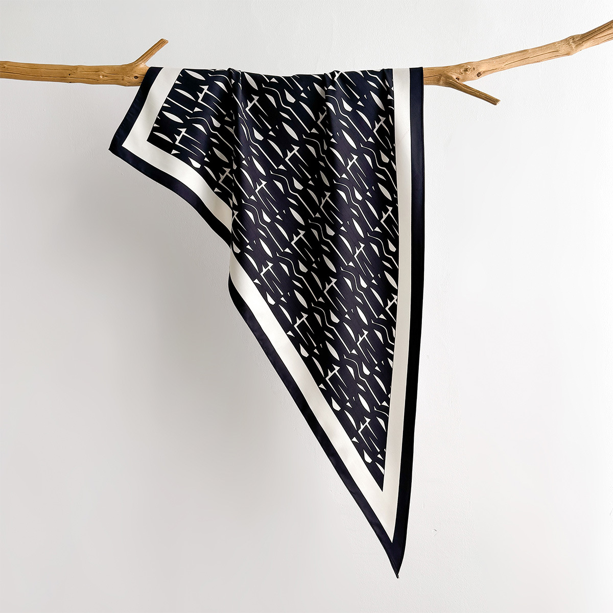Syal Persegi Motif Musim Semi  - Face Scarf Mask ulasan dan harga